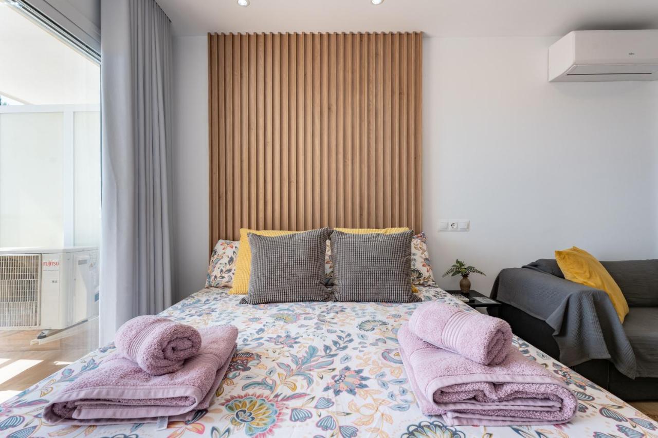 Apartament Front