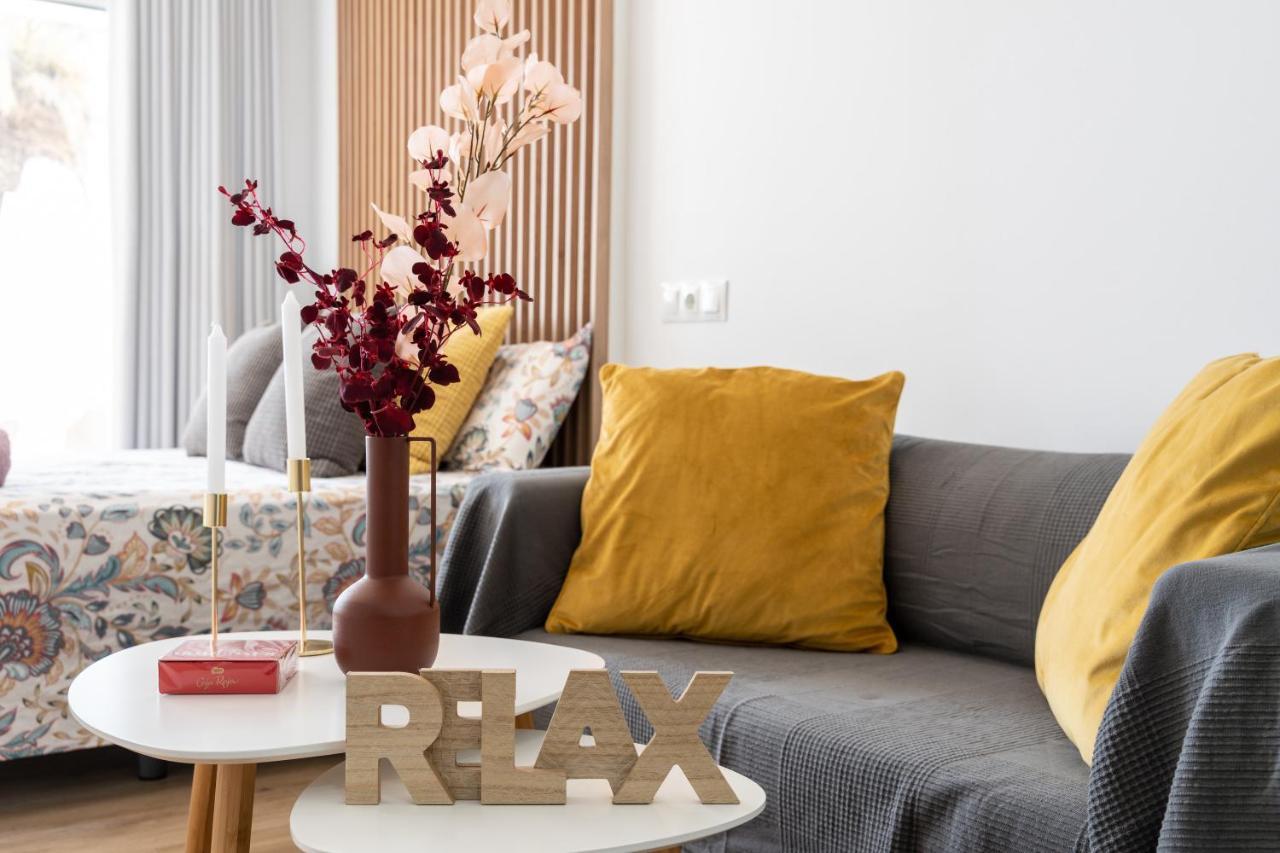 Apartament Front