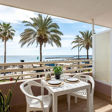 Beach Front Holiday Studio Fuengirola Exterior photo